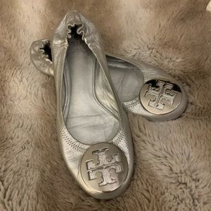 Mini travel ballet flat, leather